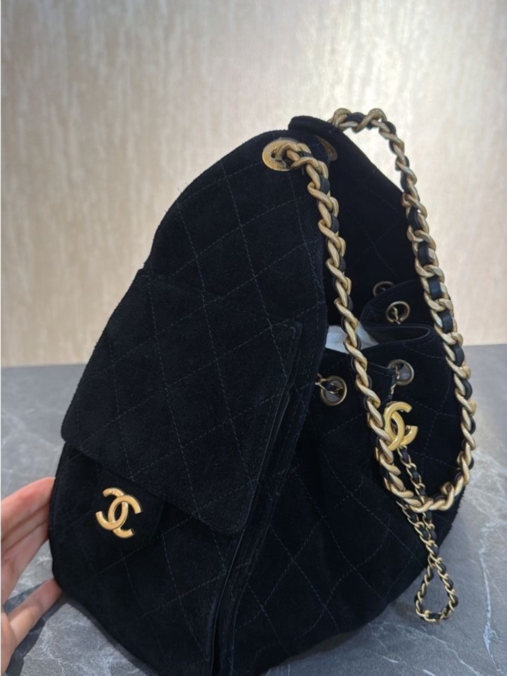 CHANEL 25 Black Quilted Suede SMALL Drawstring Shoulder Bag with Gold Chain NWT - Picture 2 of 9